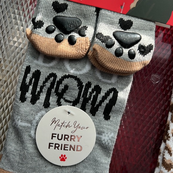 NWT! Matching Mommy & Me Pet Socks Set! - Picture 3 of 5